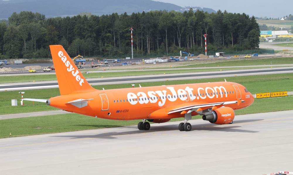 volo cancellato easyjet olbia milano
