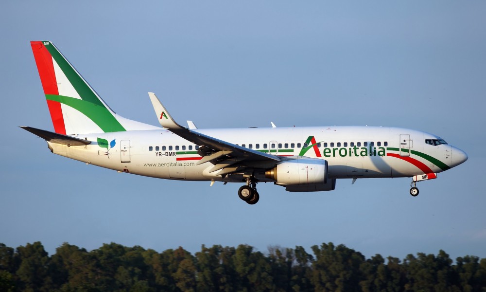 volo in ritardo aeroitalia lampedusa bergamo