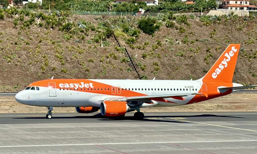 volo in ritardo easyjet lamezia milano