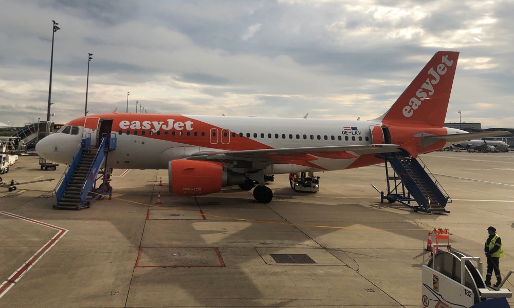 volo in ritardo easyjet milano brindisi