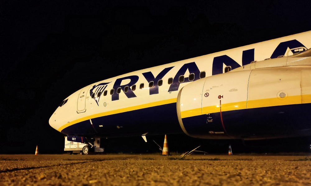 volo in ritardo ryanair alghero bologna