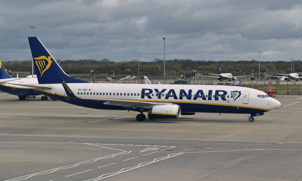 volo in ritardo ryanair ancona brussels