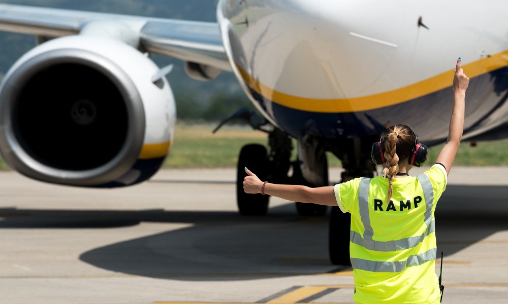 volo in ritardo ryanair cagliari roma