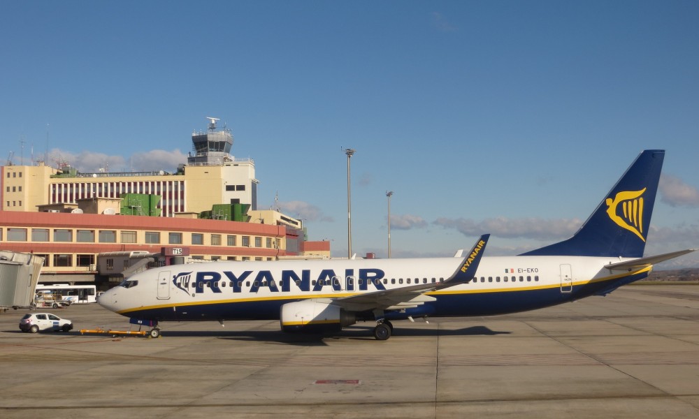 volo in ritardo ryanair catania milano
