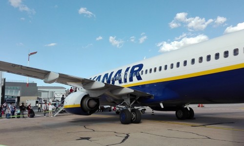  ritardo aereo Ryanair Cagliari Bergamo