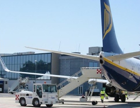 compensazione pecuniaria compagnia Ryanair compensazione pecuniaria compagnia Ryanair