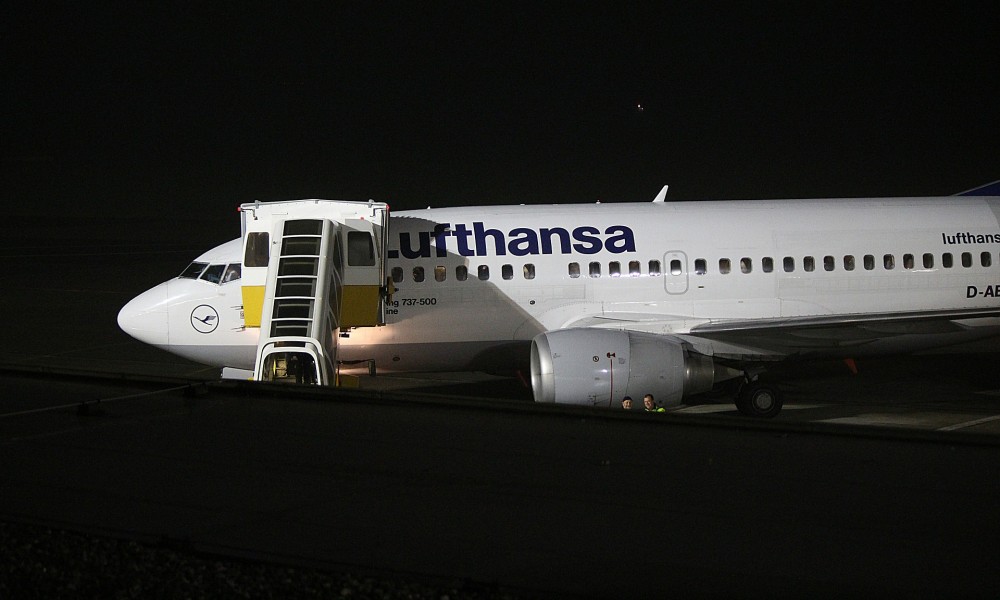 Ritardo aereo Lufthansa compagnia aerea Ritardo aereo Lufthansa compagnia aerea