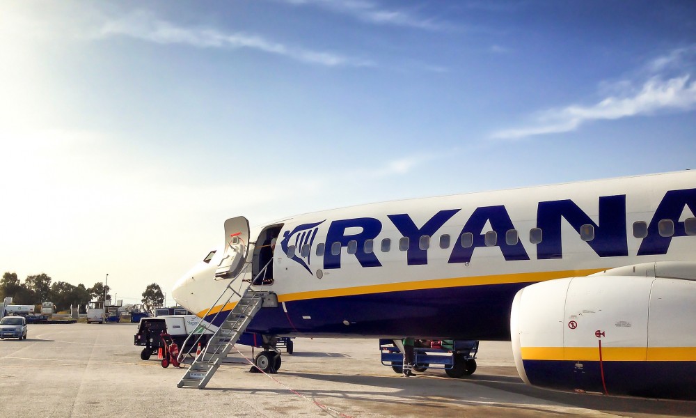 Atene Roma Raianeir ritardo aereo