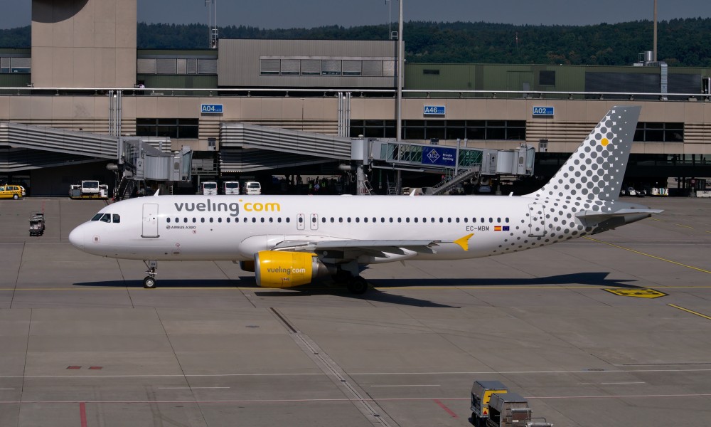 volo cancellato barcellona cagliari