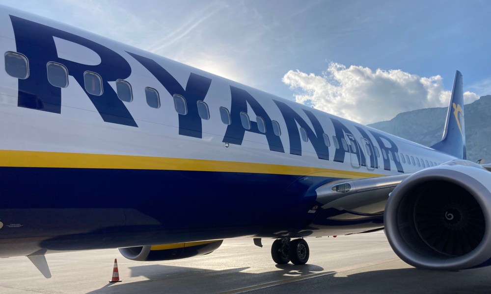 volo in ritardo catania bologna