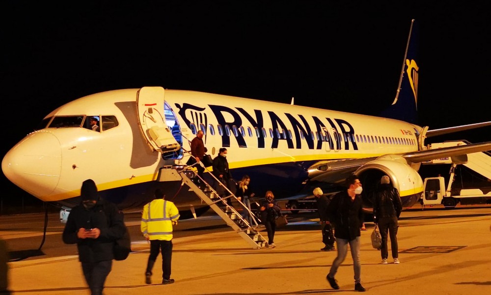 volo in ritardo trapani bologna
