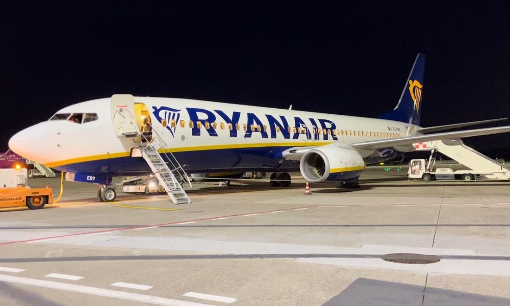 volo in ritardo ryanair brindisi pisa