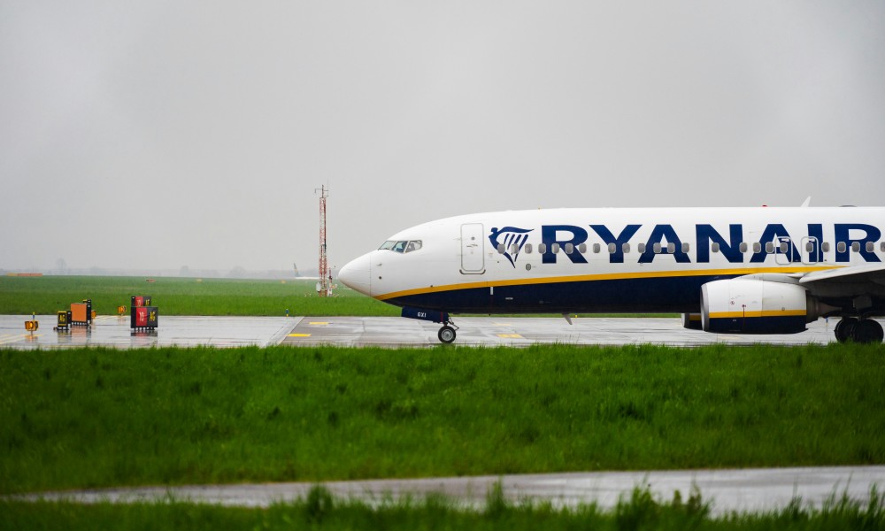 volo in ritardo ryanair venezia palermo
