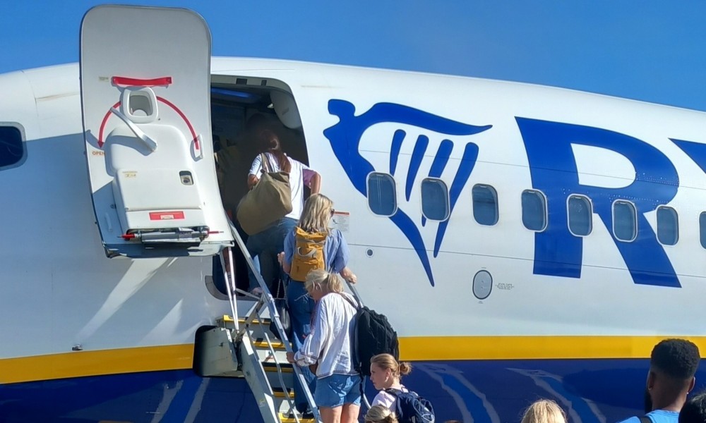 Ritardo di quasi cinque ore sul volo Ryanair Trapani Roma