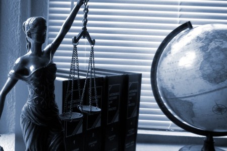 Cinque passeggeri risarciti per il volo Ryanair Alghero Bologna