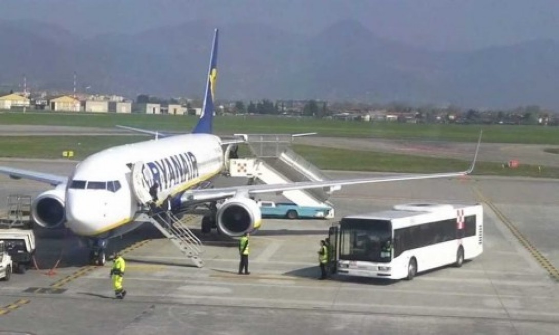 Compensazione Pecuniaria per i passeggeri del volo FR8886