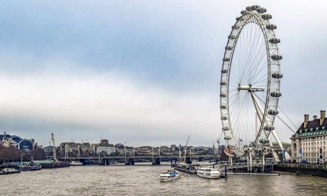 volo in ritardo Torino londra