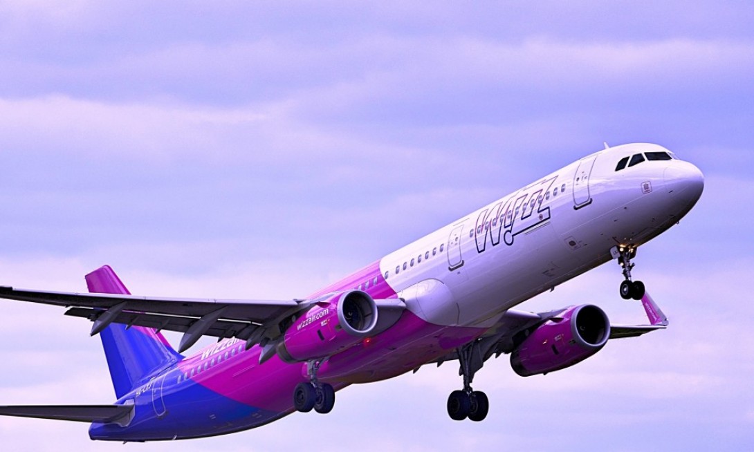attesa volo catania pisa Wizz air