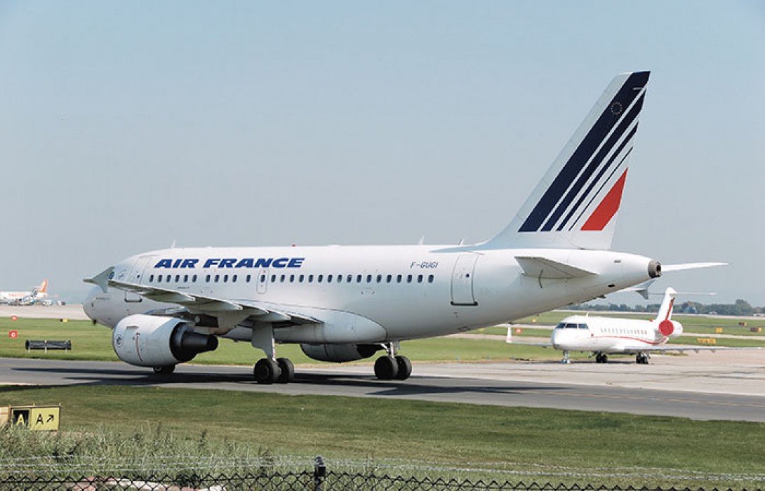 Air France Af1327 Venezia Parigi Del 29 Marzo Con 5 Ore Di Ritardo