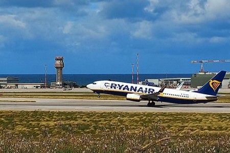 Stamattina volo in ritardo Ryanair Palermo Roma di sette ore