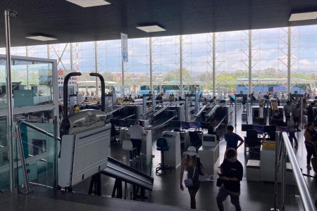 Mamma e figlie ricevono 924 euro per volo cancellato Firenze Catania