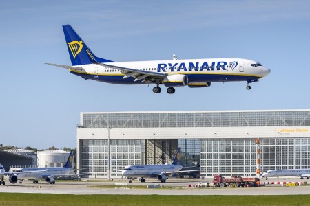 Passeggera romagnola risarcita per ritardo volo Laudamotion-Ryanair