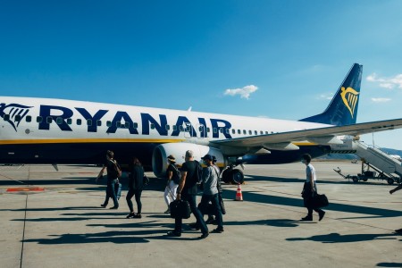Voli cancellati Bergamo Brindisi e ritorno, ai passeggeri 250 euro