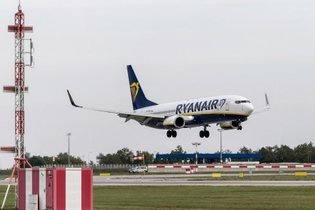 Cinque ore di ritardo per i voli Ryanair Bergamo Brindisi e ritorno