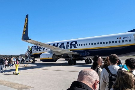 Cinque ore di ritardo per i voli Ryanair Bologna Crotone e ritorno