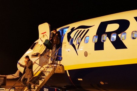 Cinque ore di ritardo per i voli Ryanair Pisa Brindisi e ritorno