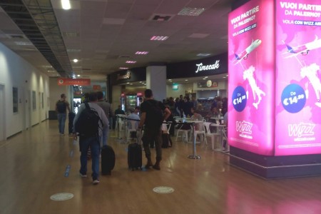 Quattro ore di ritardo per i voli Wizzair Milano Palermo e ritorno