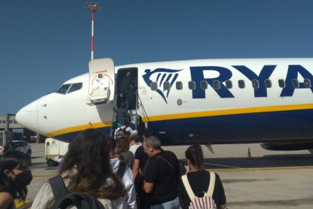 Una nissena riceve 250 euro per volo cancellato Catania Bologna