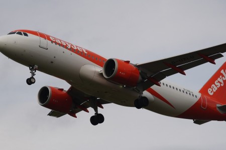 Tre varesini ottengono 750 euro per volo cancellato Easyjet
