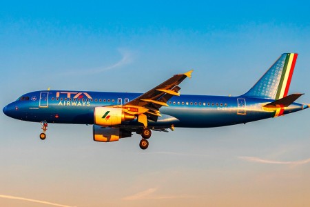 Ieri volo cancellato Ita Airways Catania Milano, ai passeggeri 250 €