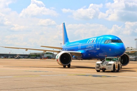 Ieri volo cancellato Ita Airways Napoli Milano, ai passeggeri 250 euro