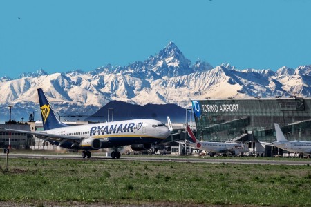 Famiglia di Torino riceve 1161 euro per volo cancellato Ryanair