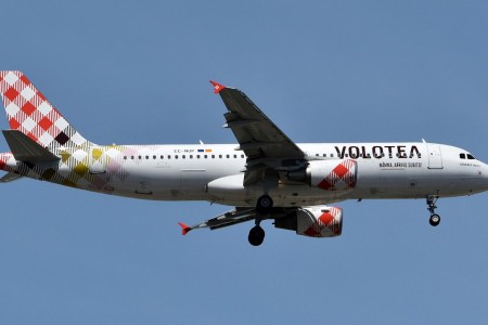 Ieri volo cancellato Volotea Firenze Cagliari, ai passeggeri 250 euro