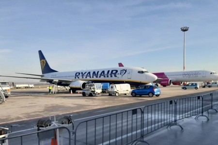 Ryanair condannata a 6000 € per un volo in ritardo, non era maltempo