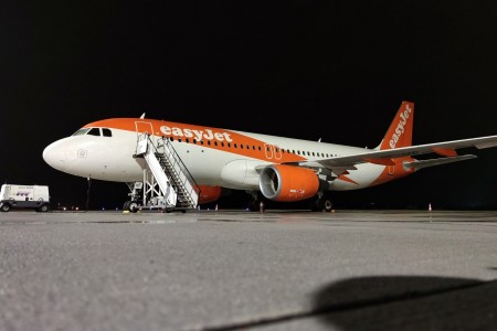 Tre ore di ritardo per i voli Easyjet Milano Palermo e ritorno