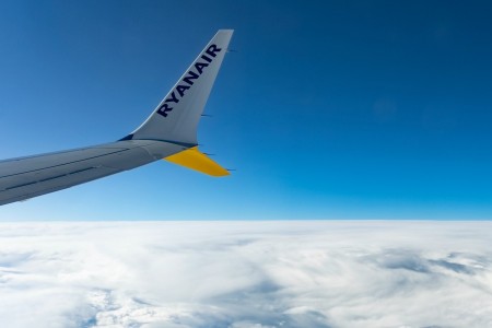 Domenica con volo in ritardo Ryanair Brindisi Bergamo di oltre tre ore