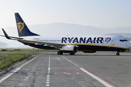 Un milanese riceve 250 euro per volo in ritardo Brindisi Bergamo