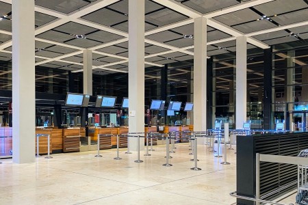 Ritardo di oltre 4 ore sul volo Catania Atene, Ryanair condannata