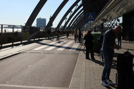 Ritardo del volo Ryanair Catania Bari, passeggero risarcito con 250 €