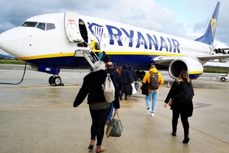 Ieri volo in ritardo Ryanair Catania Bologna di oltre tre ore