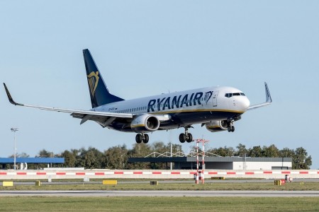Coppia di Palermo riceve 500 euro per volo in ritardo Ryanair