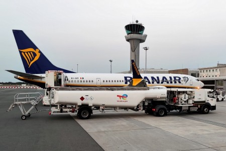 Volo in ritardo Ryanair Reggio Calabria Bologna di quasi 5 ore