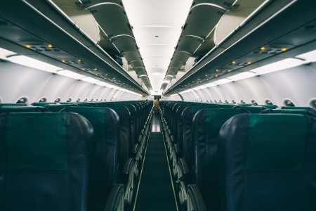 Volo in ritardo Wizzair Napoli Milano di oltre tre ore, qui per 250€