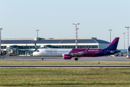 Volo Olbia Milano Malpensa in ritardo di quasi sei ore